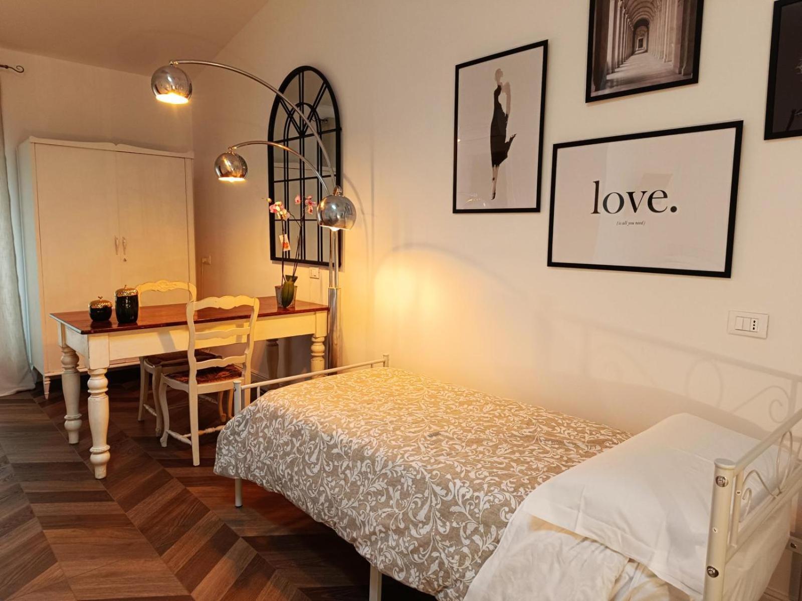 Garda Relais Antica Romelia Bed & Breakfast Montichiari Bagian luar foto
